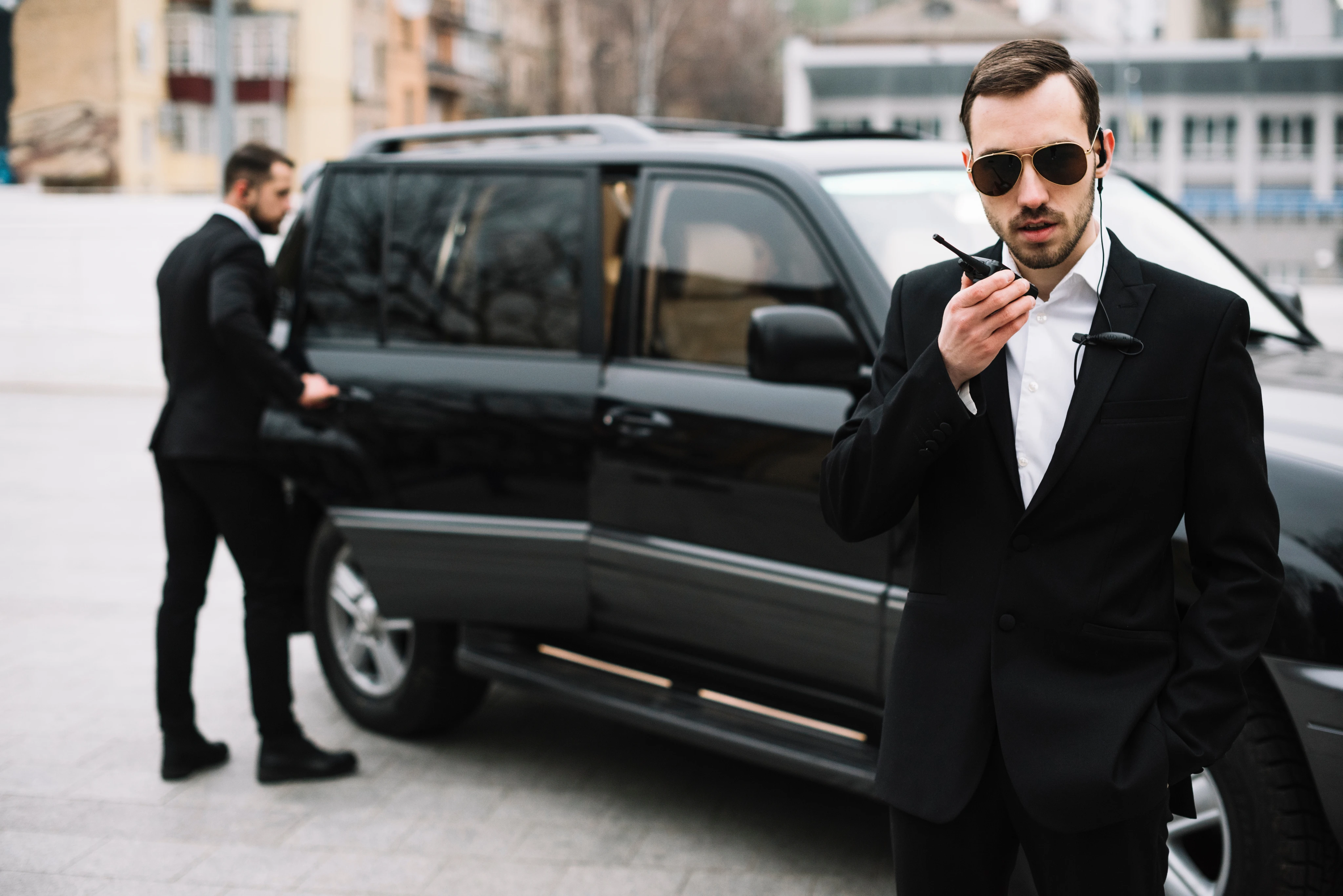 حراسة الشخصيات